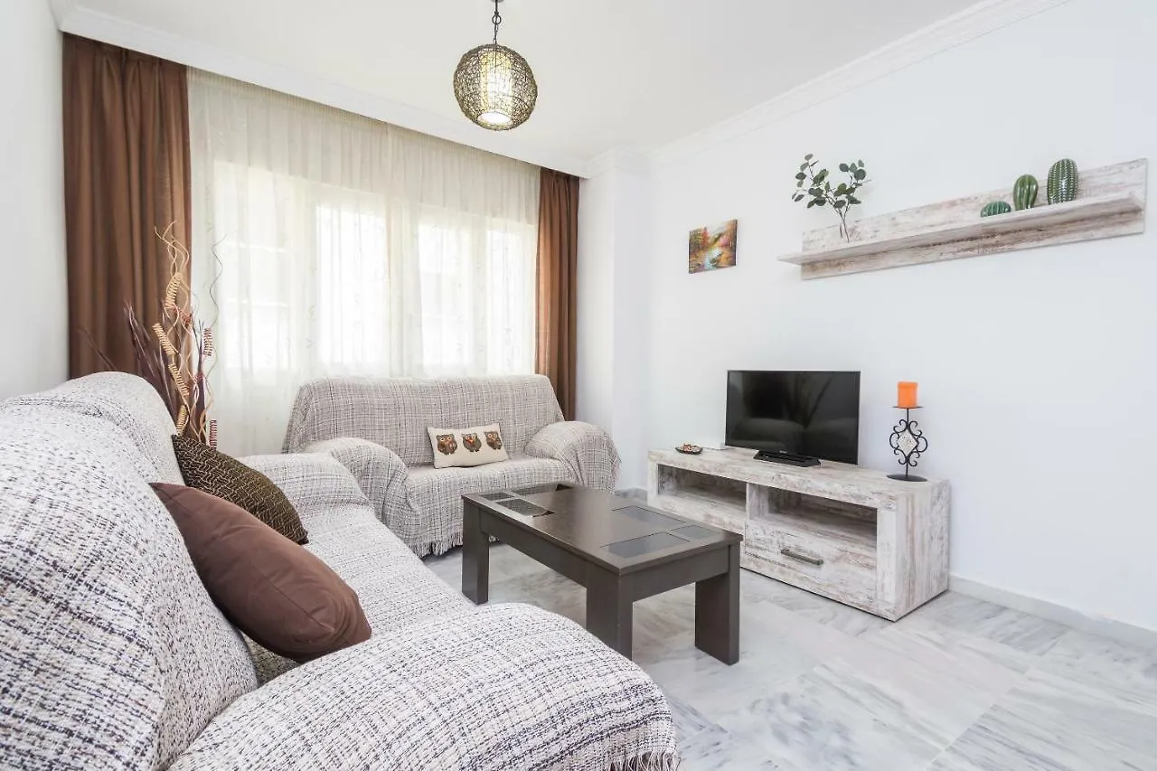 Apartment Apartamento Alaska 800 M De La Playa Parking Privado Malaga Spain
