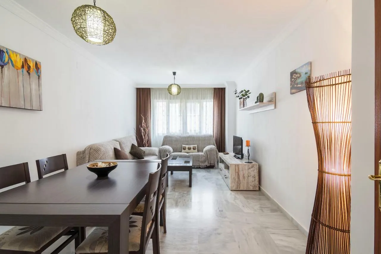 Apartment Apartamento Alaska 800 M De La Playa Parking Privado Malaga